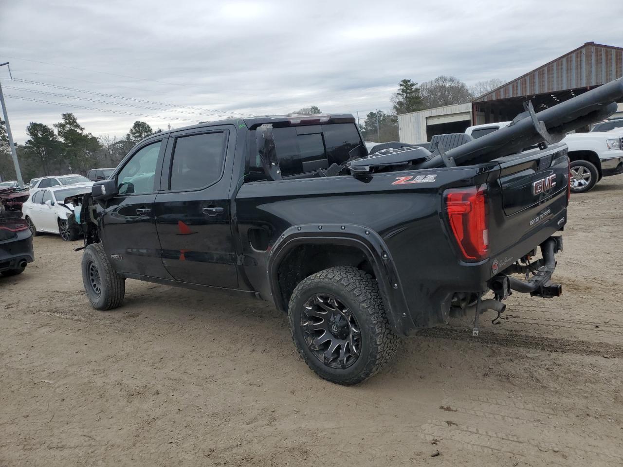 2020 GMC Sierra - Image 2