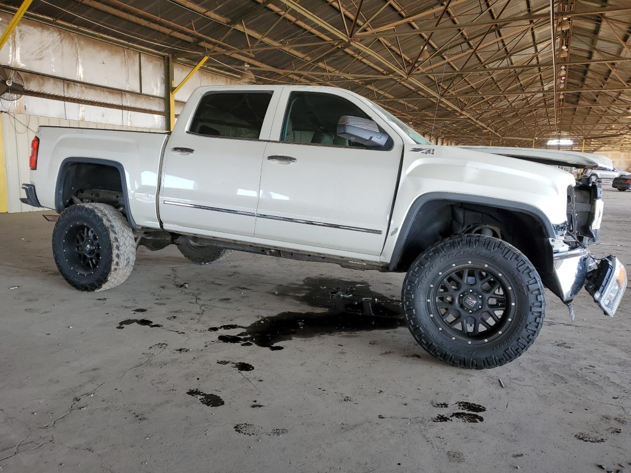 2014 GMC Sierra - Image 4
