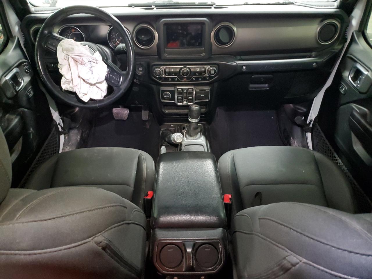 2020 Jeep Wrangler - Image 8