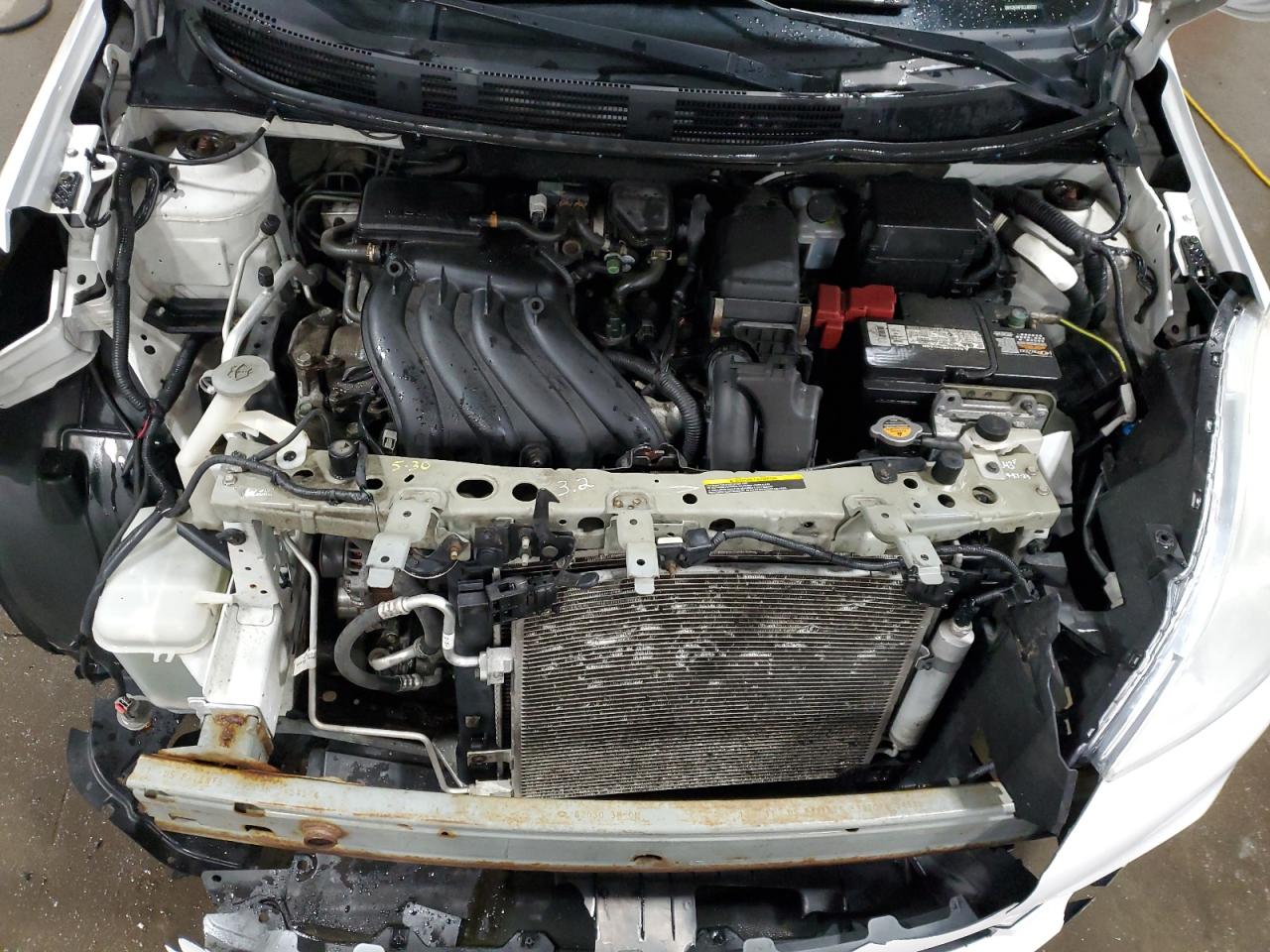 2012 Nissan Versa - Image 12