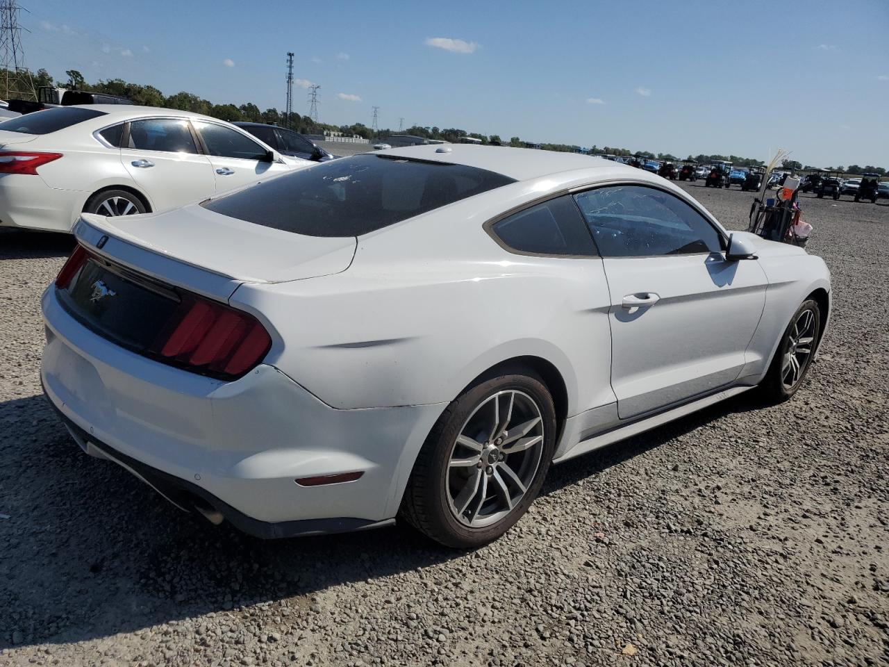 2015 Ford Mustang - Image 3