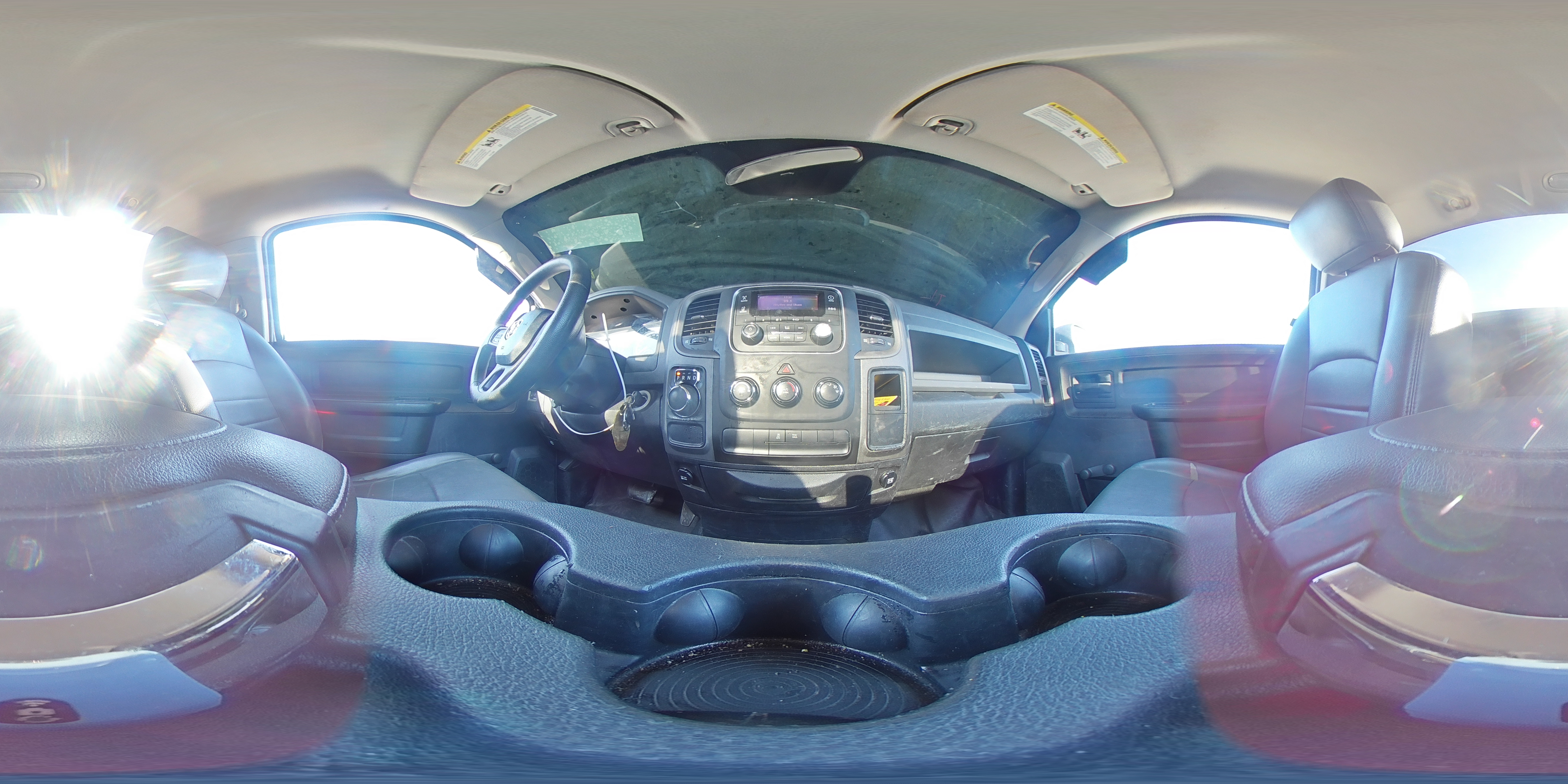 2014 RAM 1500 - Image 15