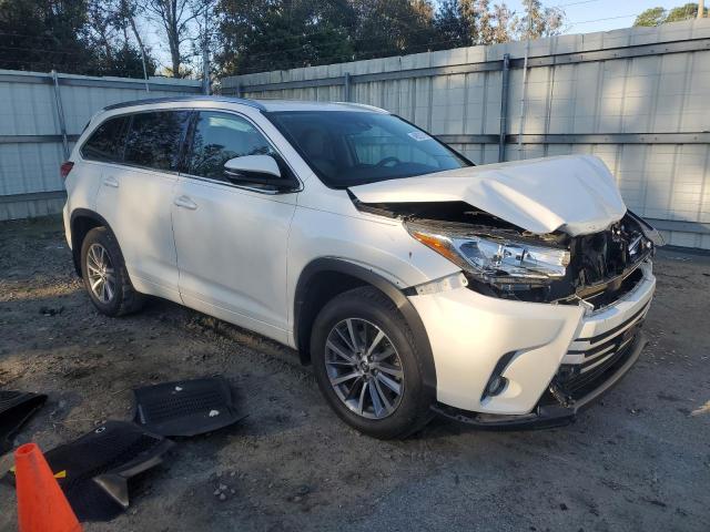  TOYOTA HIGHLANDER 2018 Білий