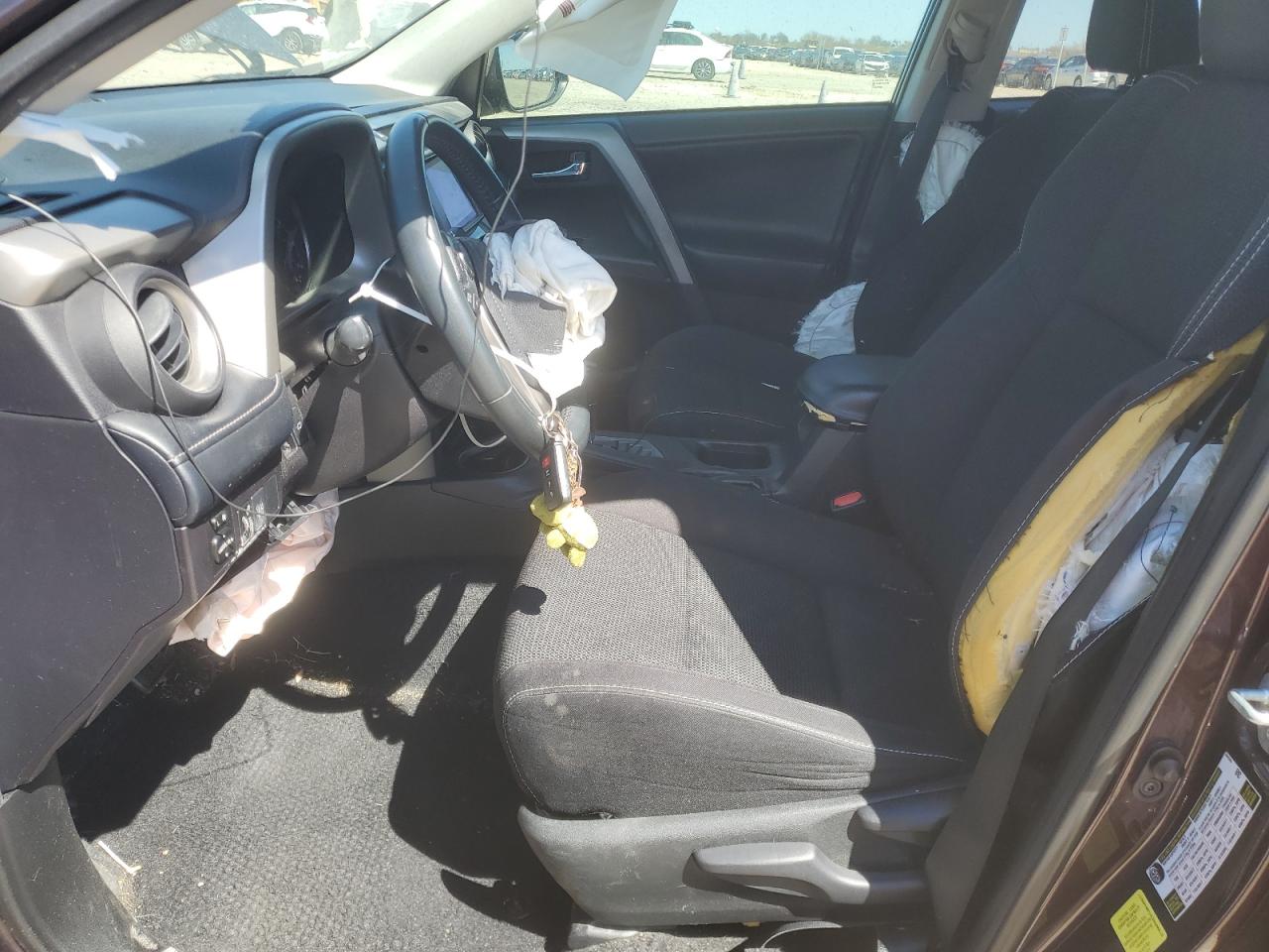 2018 Toyota RAV 4 - Image 7