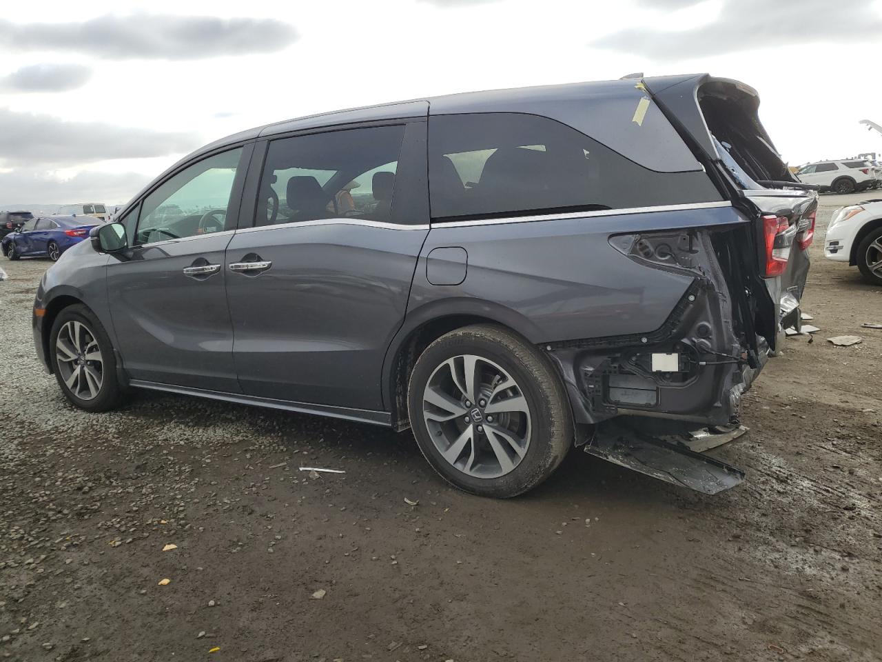 2024 Honda Odyssey - Image 2