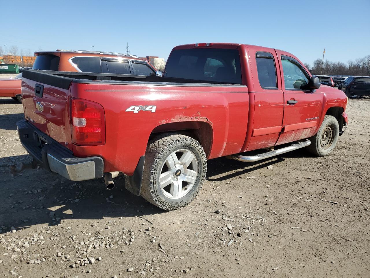2008 Chevrolet Silverado - Image 3
