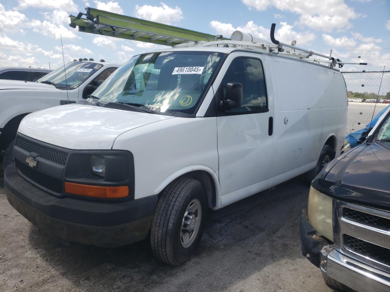 2013 Chevrolet Express G2500 for Sale in West Palm Beach, FL - Minor Dent/Scratches