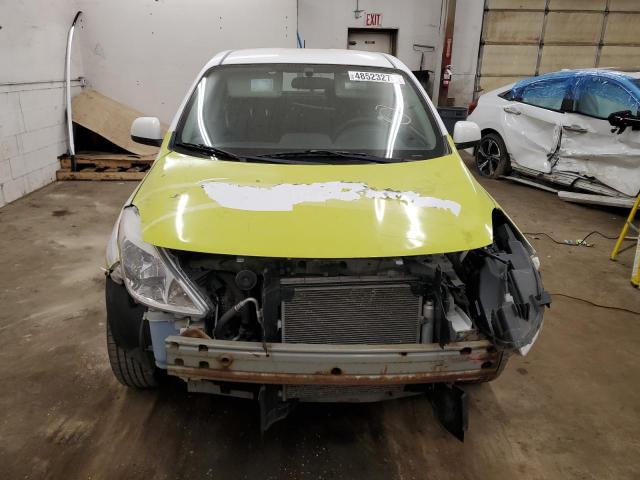  NISSAN VERSA 2014 Білий