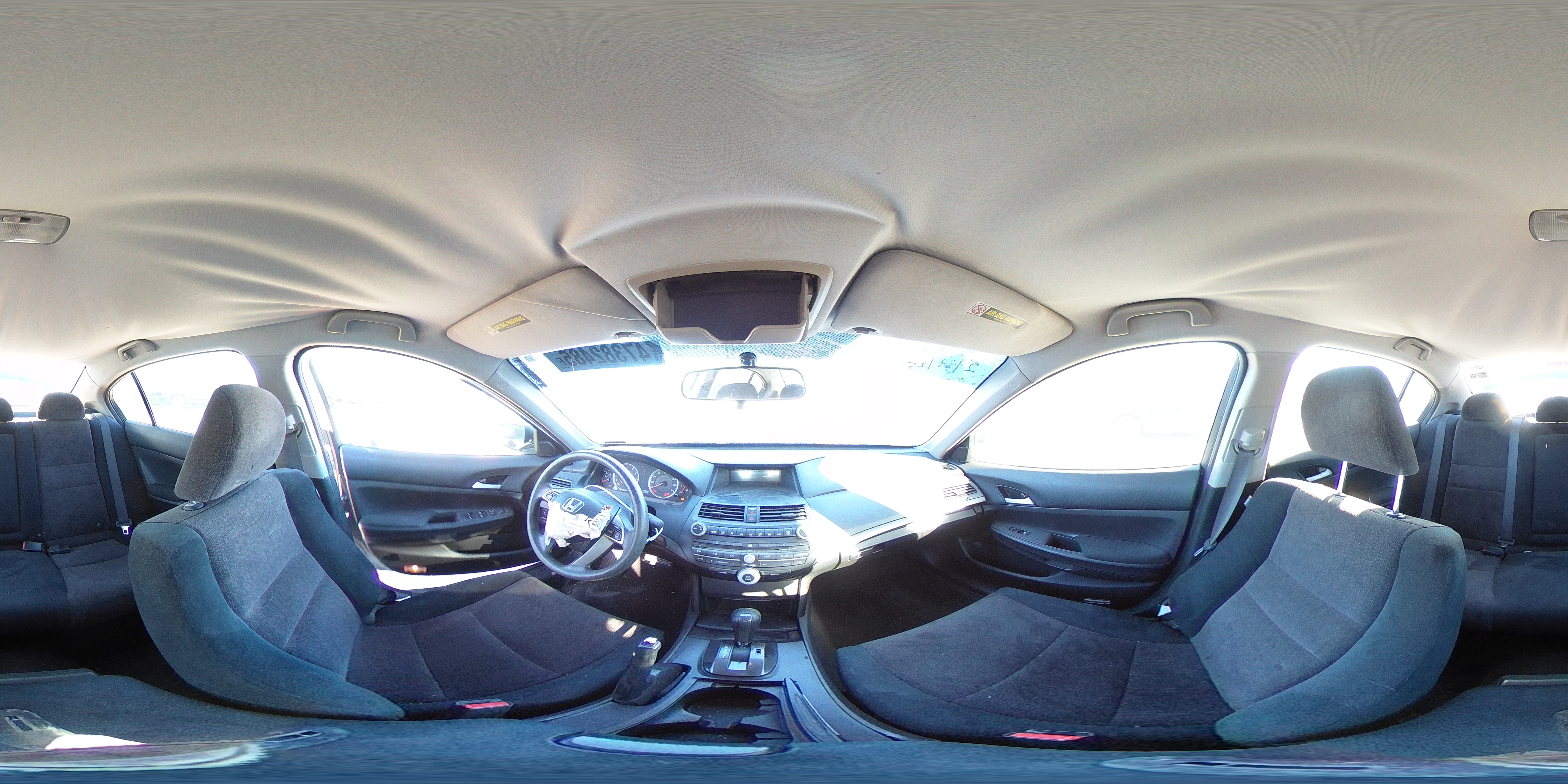 2009 Honda Accord - Image 13