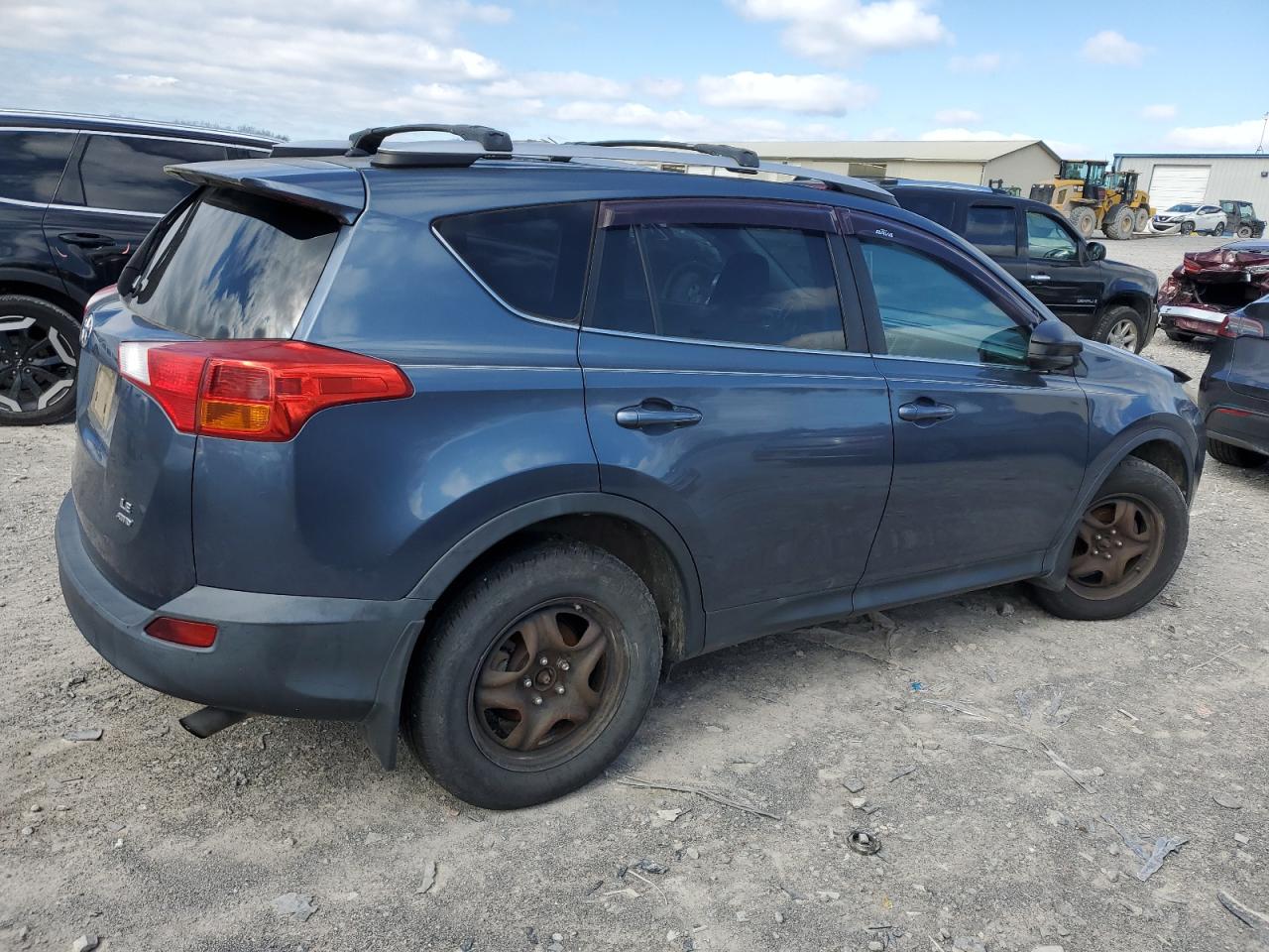 2014 Toyota RAV 4 - Image 3