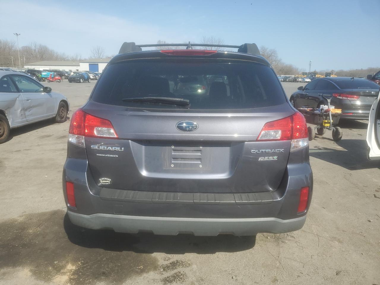 2014 Subaru Outback - Image 6