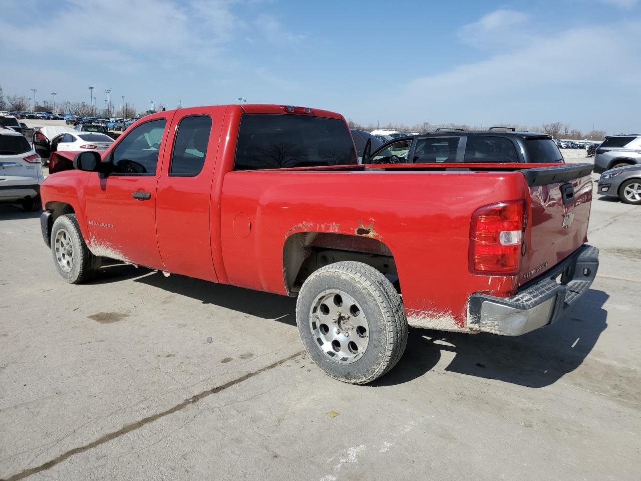 2009 Chevrolet Silverado - Image 2