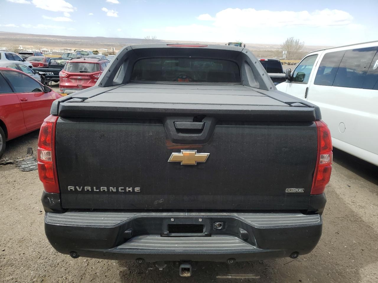 2007 Chevrolet Avalanche - Image 6