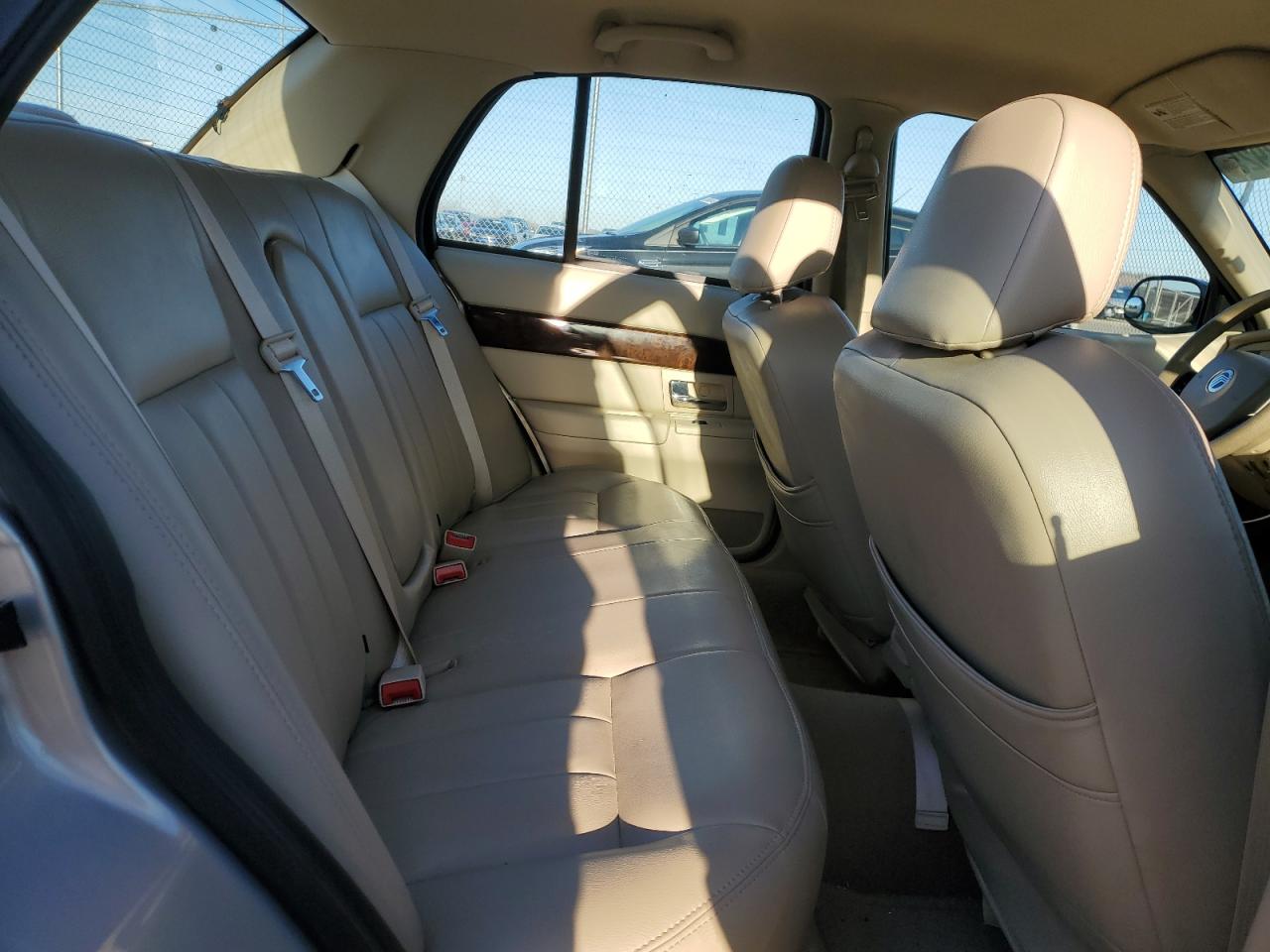 2008 Mercury Grand Marquis - Image 10