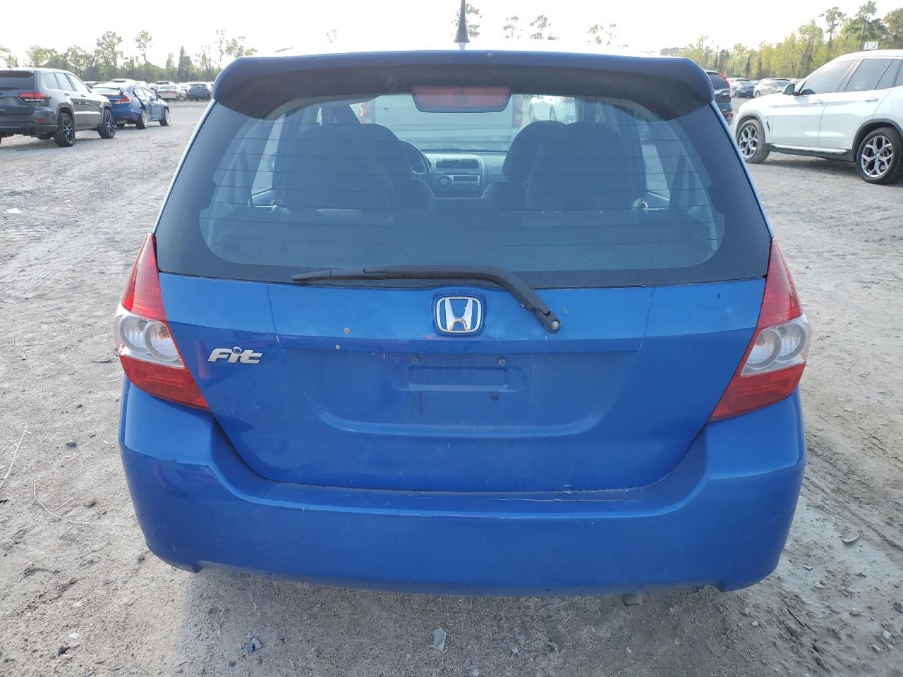 2007 Honda Fit S VIN: JHMGD38617S062145 Lot: 50420465