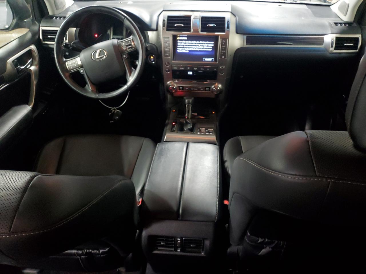2016 Lexus GX - Image 8