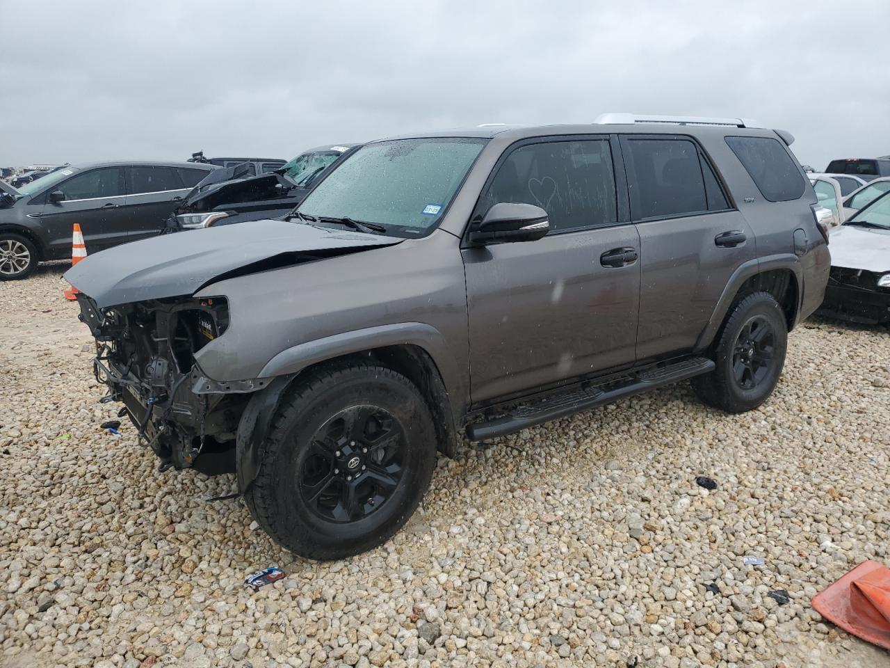 2014 Toyota 4Runner Sr5 for Sale in Taylor, TX - Front End