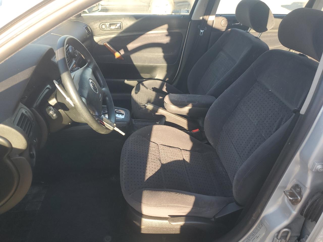 2000 Volkswagen Passat - Image 7