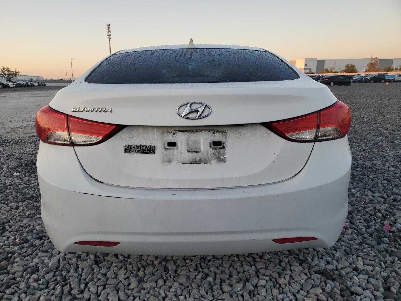 2013 Hyundai Elantra - Image 6