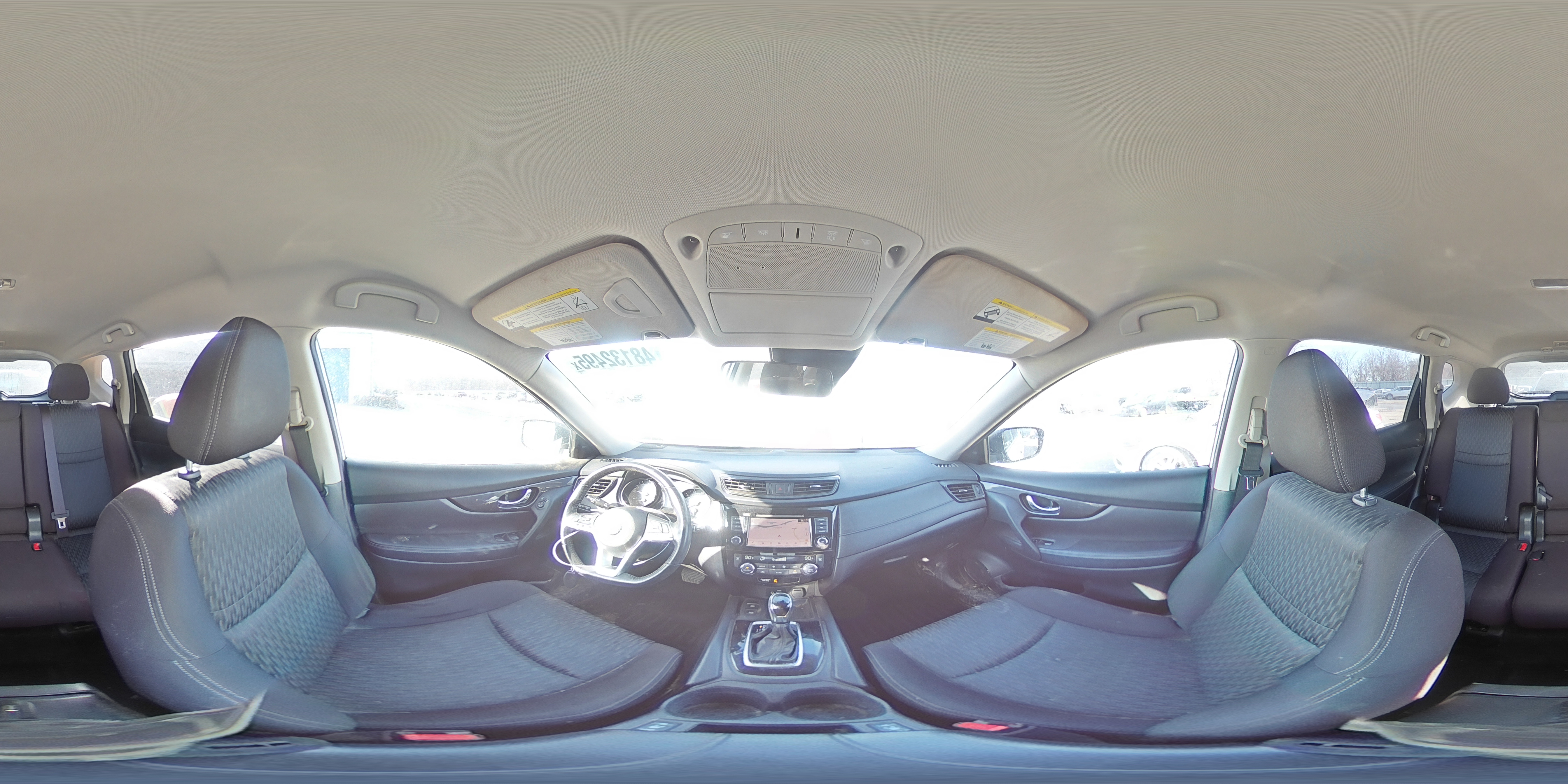 2019 Nissan Rogue - Image 16