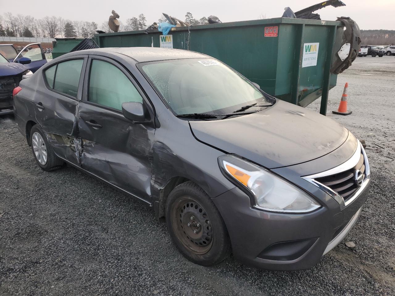 2019 Nissan Versa - Image 4