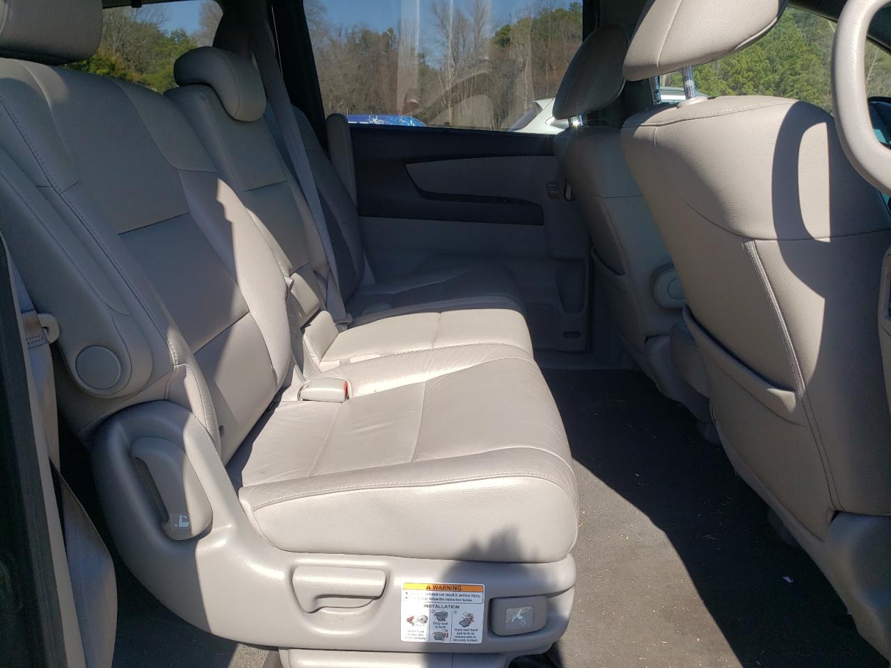 2012 Honda Odyssey - Image 11