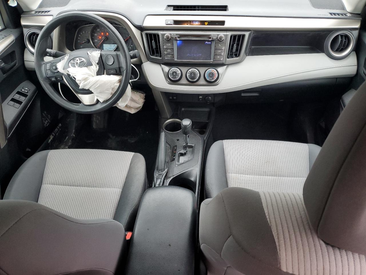 2013 Toyota RAV 4 - Image 8