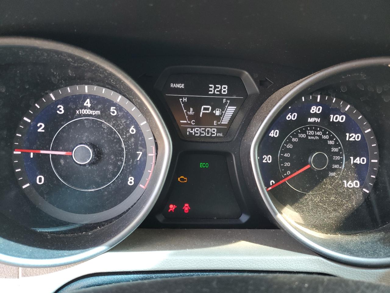 2015 Hyundai Elantra - Image 9