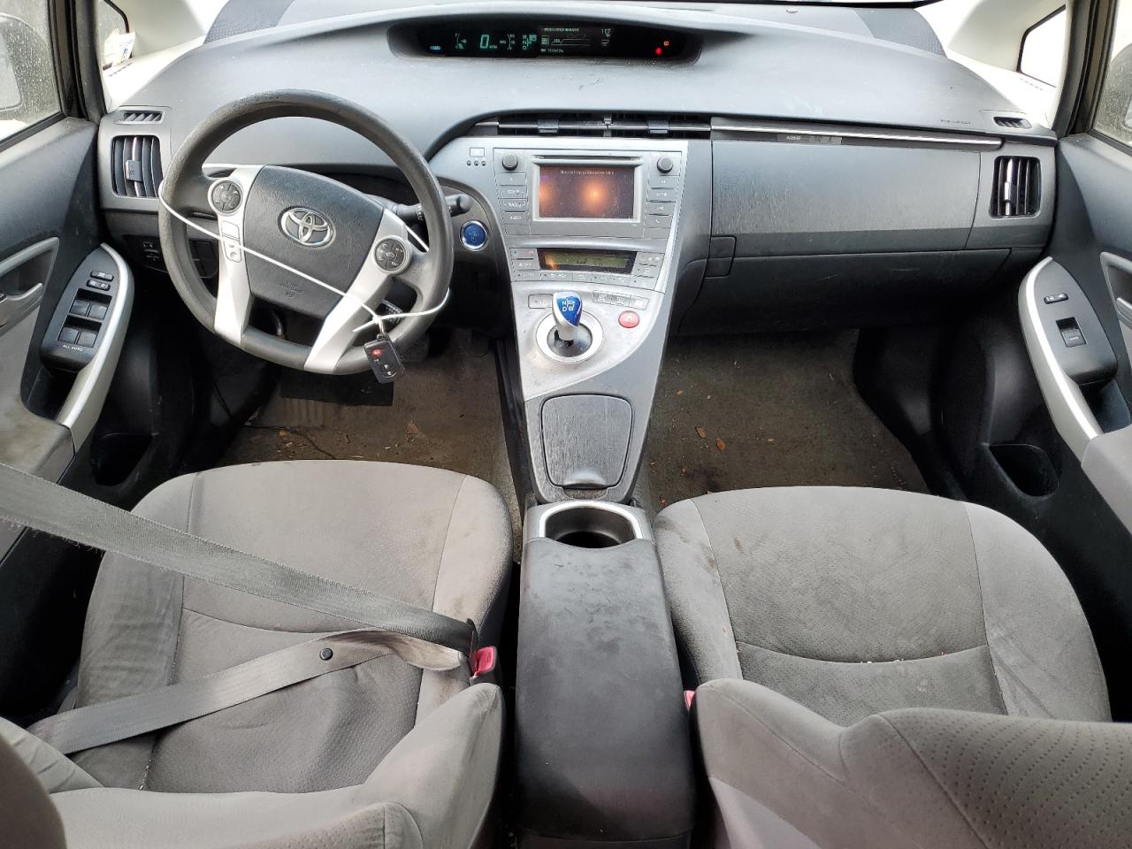 2013 Toyota Prius - Image 8