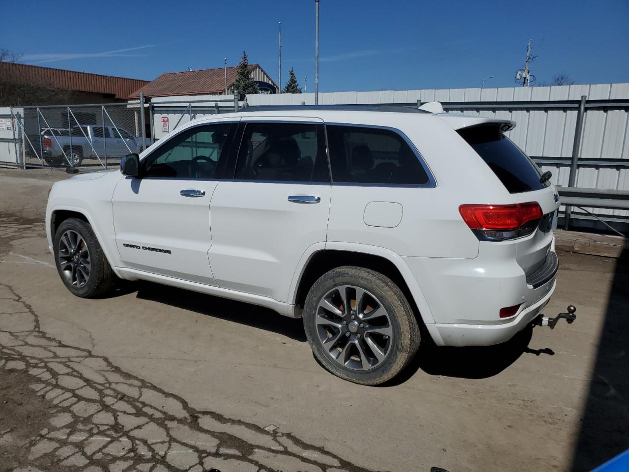 2018 Jeep Grand Cherokee - Image 2