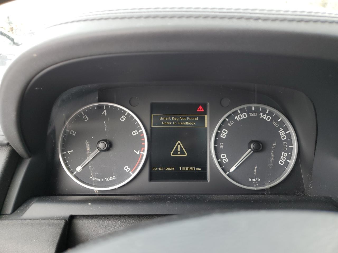 2014 Land Rover LR4 - Image 9