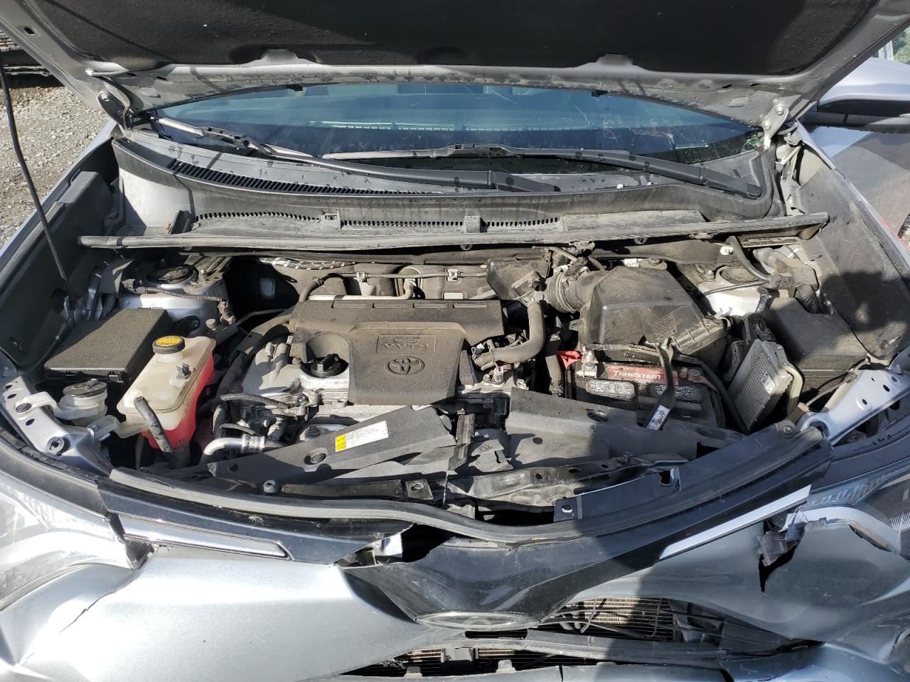 2018 Toyota RAV 4 - Image 12