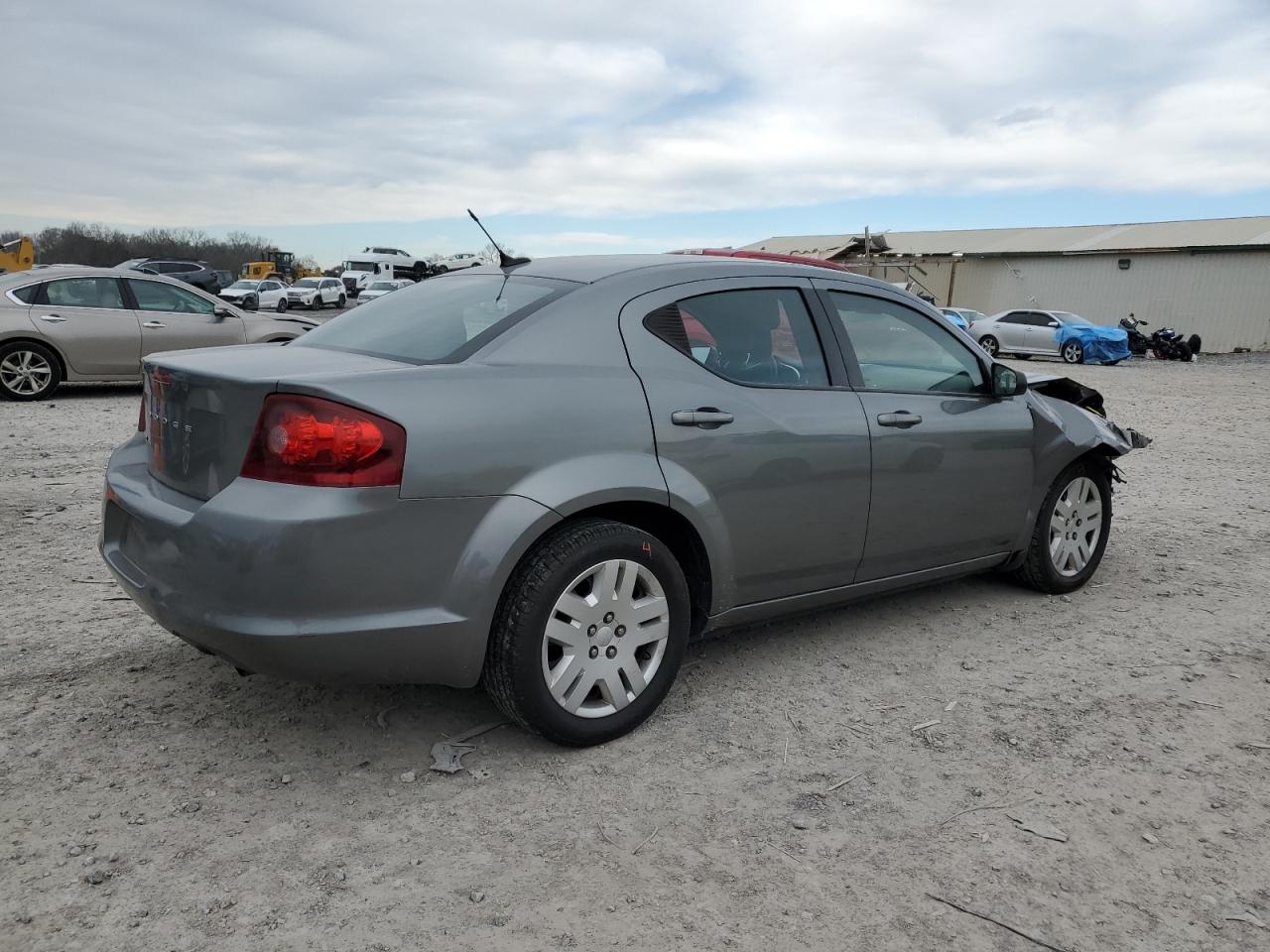 2012 Dodge Avenger - Image 3