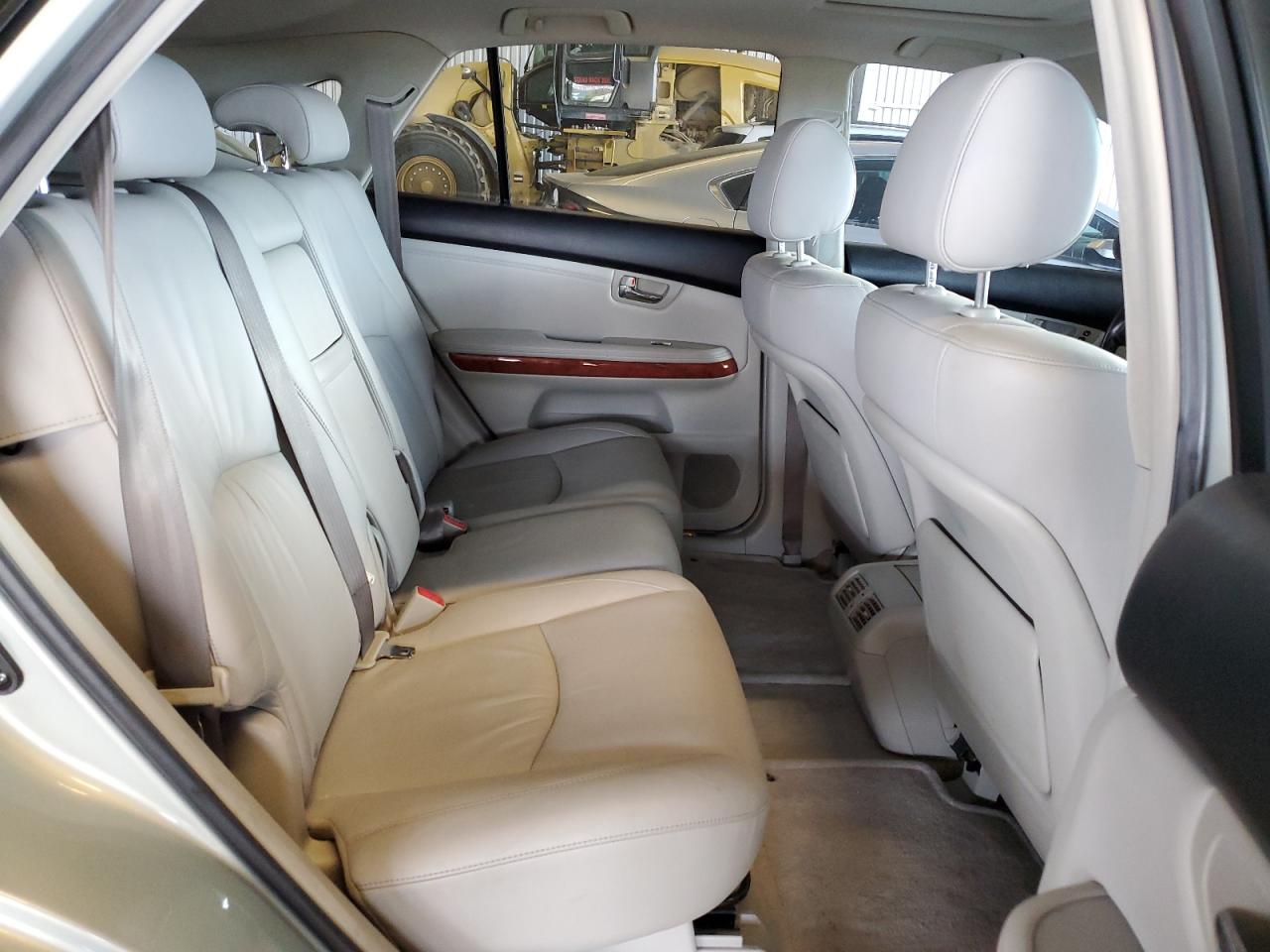 2006 Lexus RX - Image 11