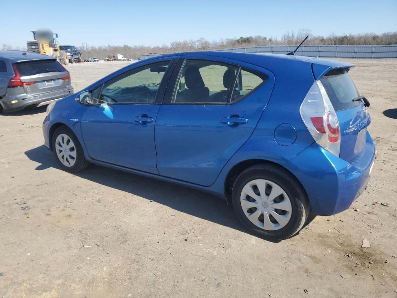 2014 Toyota Prius - Image 2