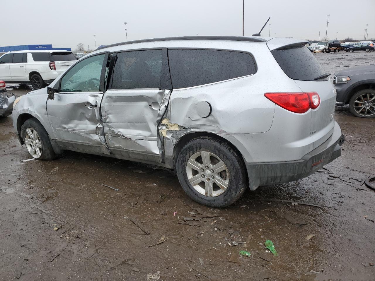 2012 Chevrolet Traverse - Image 2