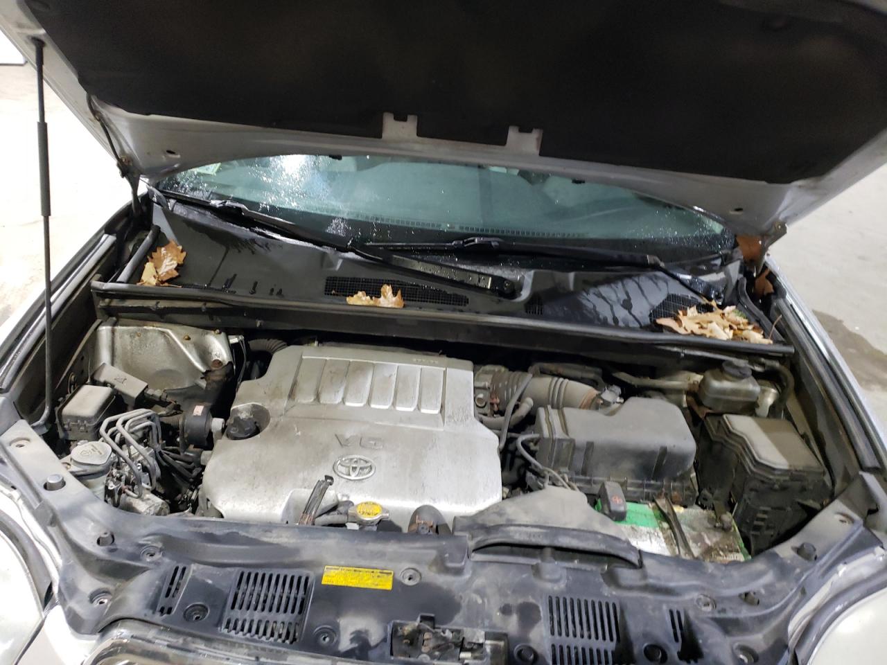 2009 Toyota Highlander - Image 12