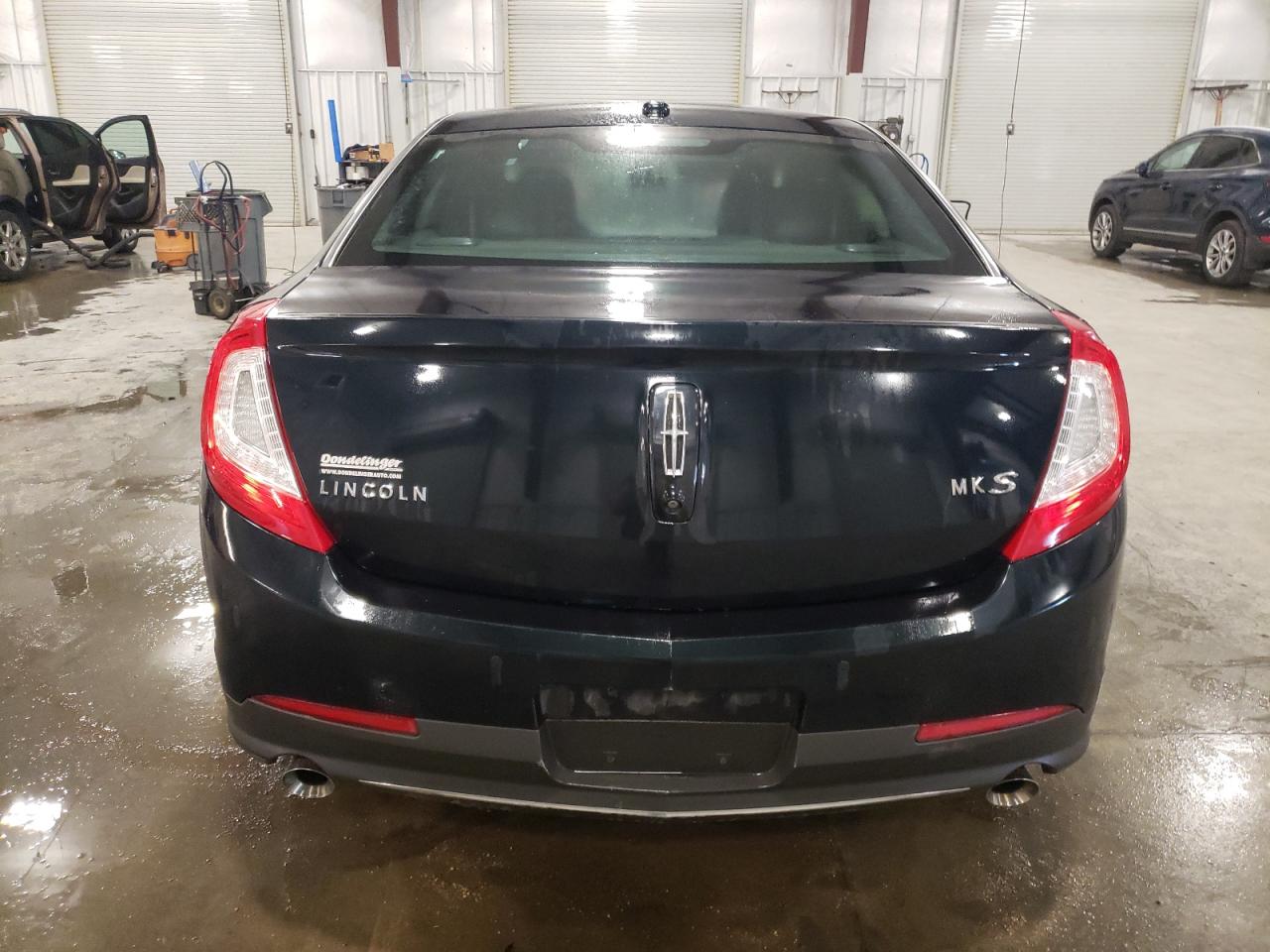 2014 Lincoln MKS - Image 6