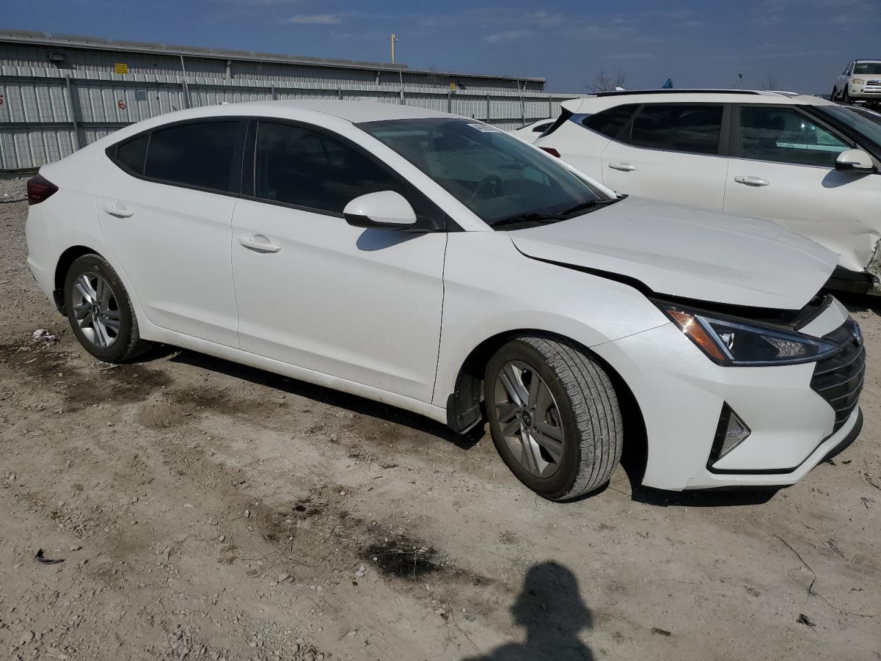 2020 Hyundai Elantra - Image 4
