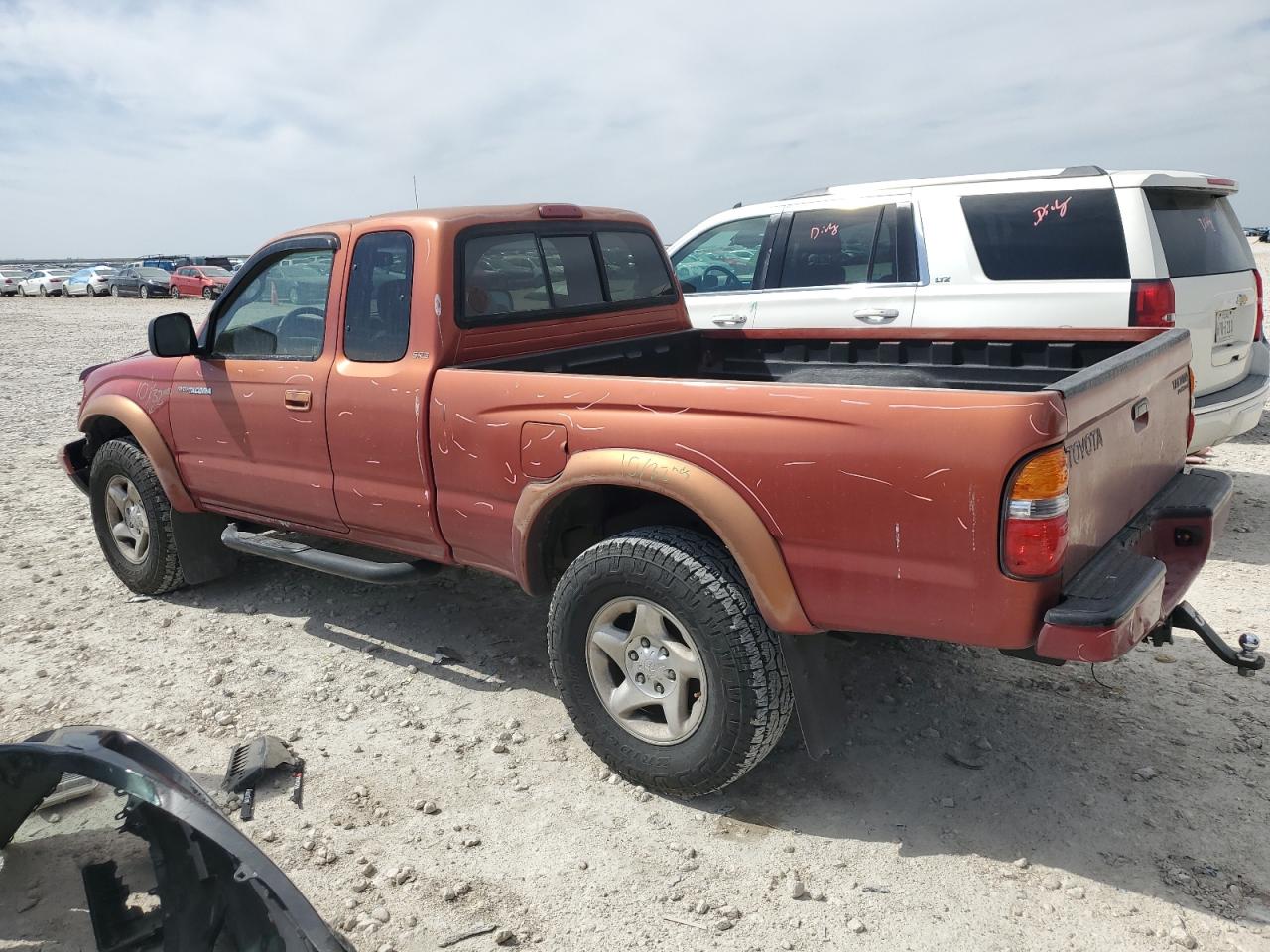 2002 Toyota Tacoma - Image 2