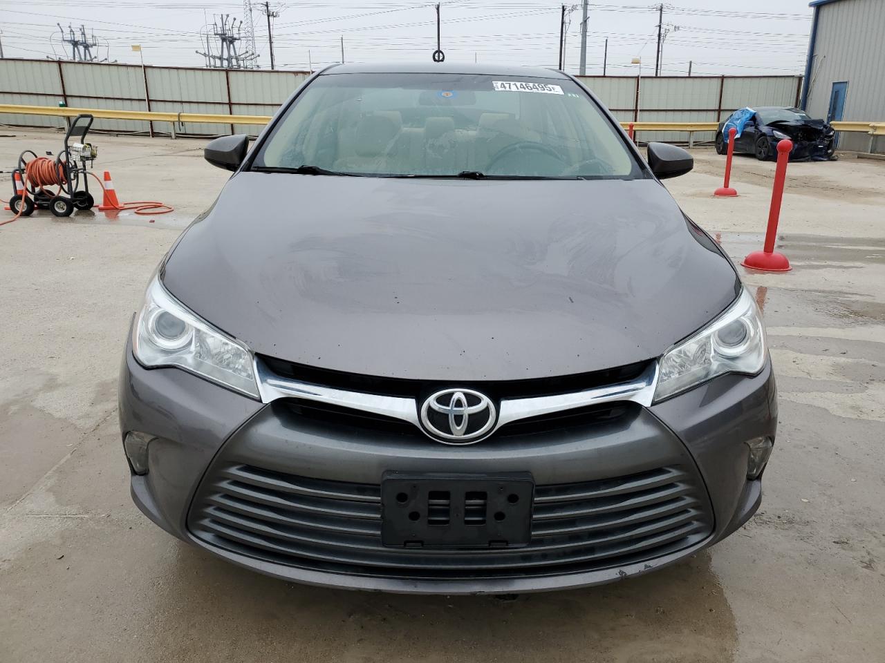2015 Toyota Camry - Image 5