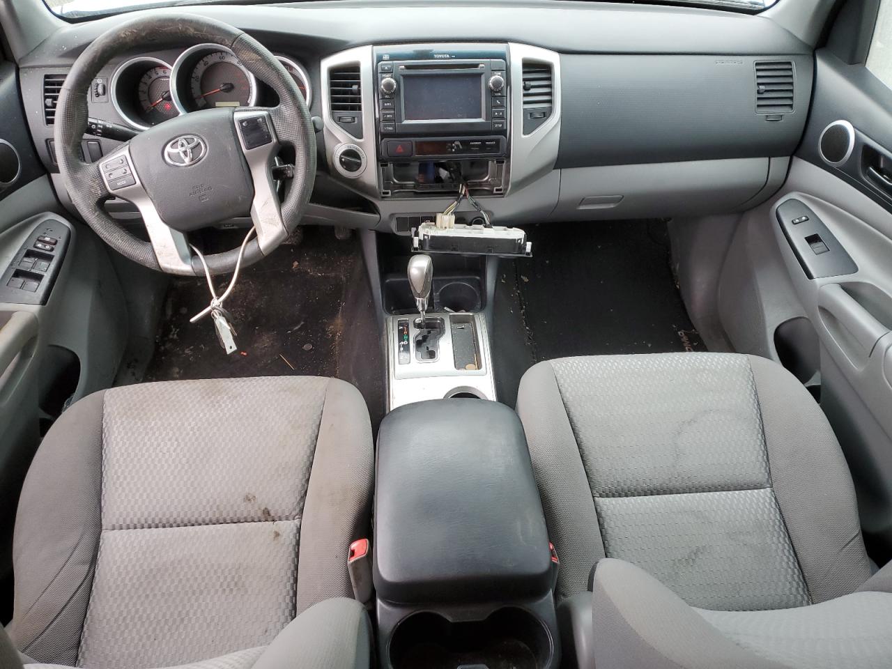 2013 Toyota Tacoma - Image 8