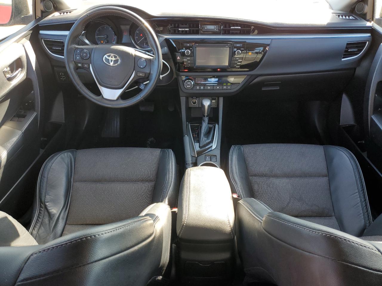 2015 Toyota Corolla - Image 8