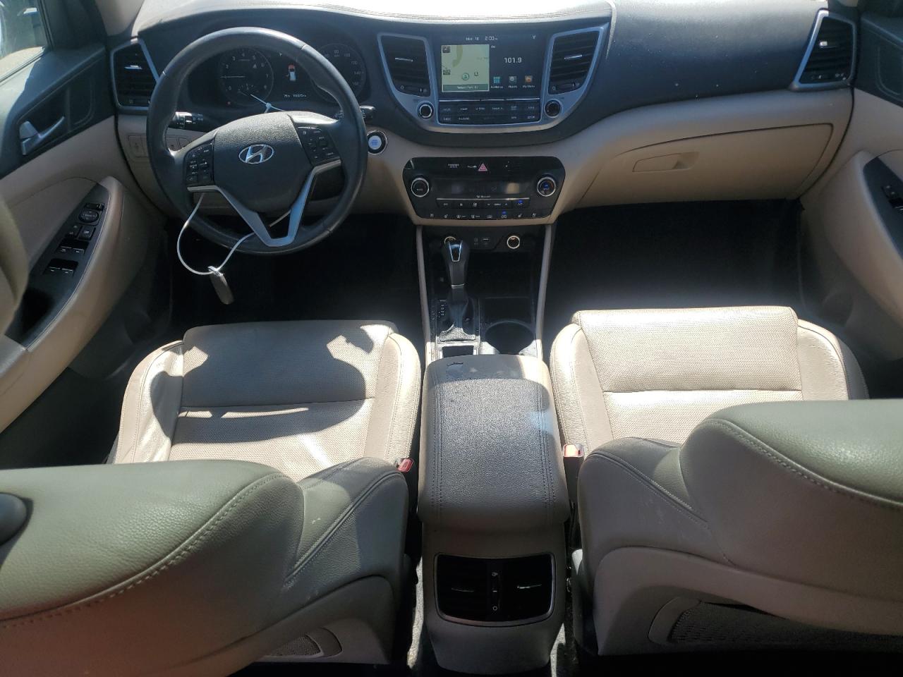 2016 Hyundai Tucson - Image 8