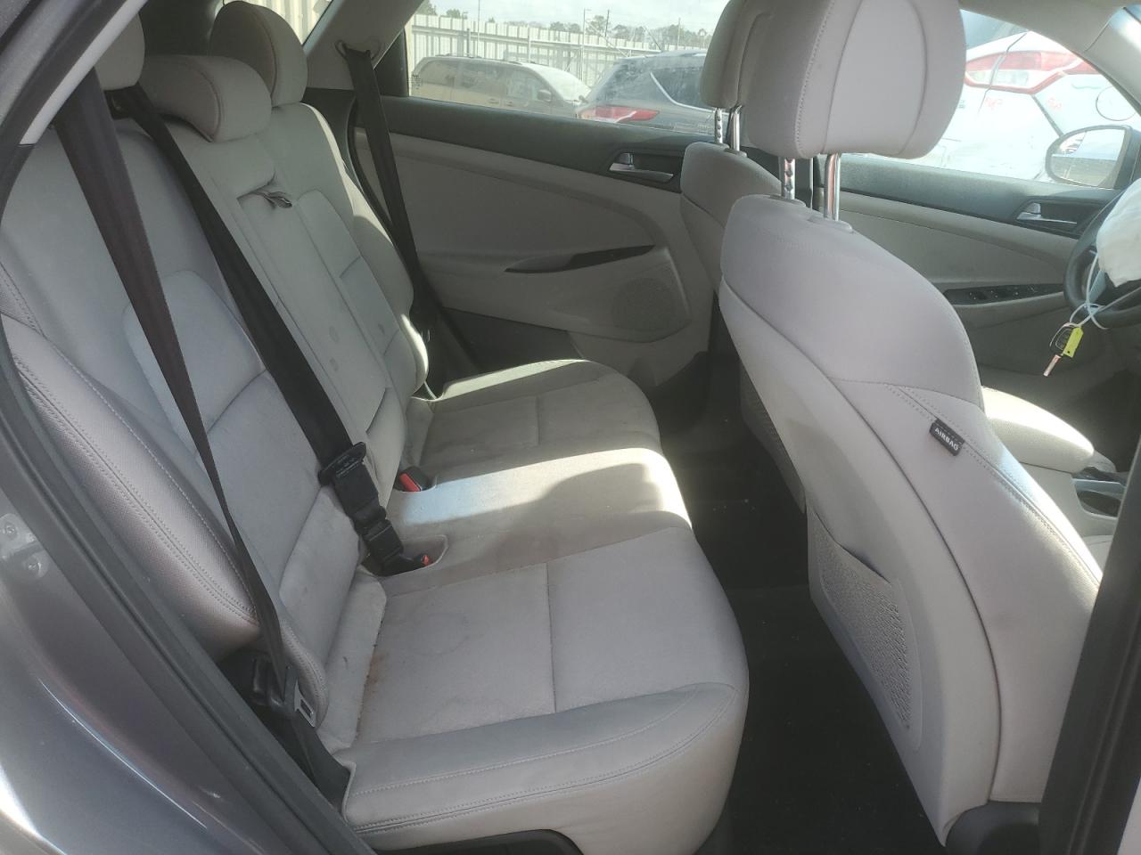 2016 Hyundai Tucson - Image 11