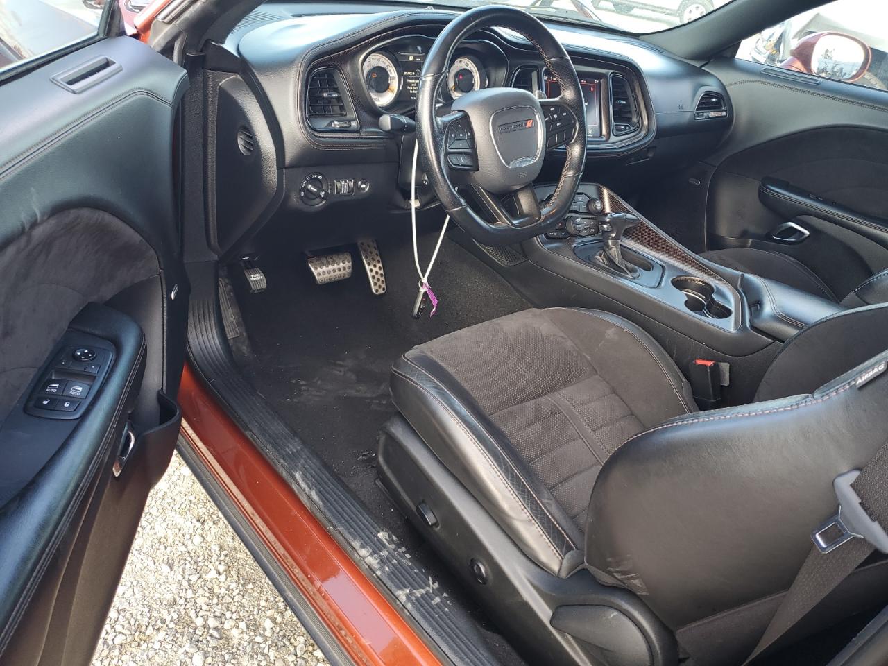 2020 Dodge Challenger - Image 8