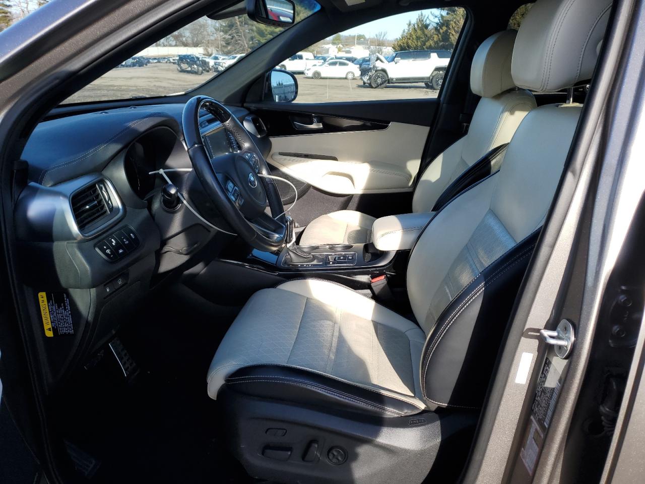 2017 Kia Sorento - Image 7