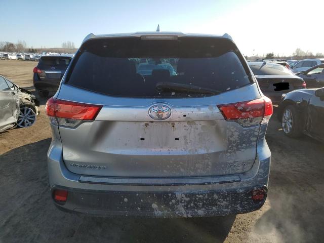 2018 TOYOTA HIGHLANDER LE
