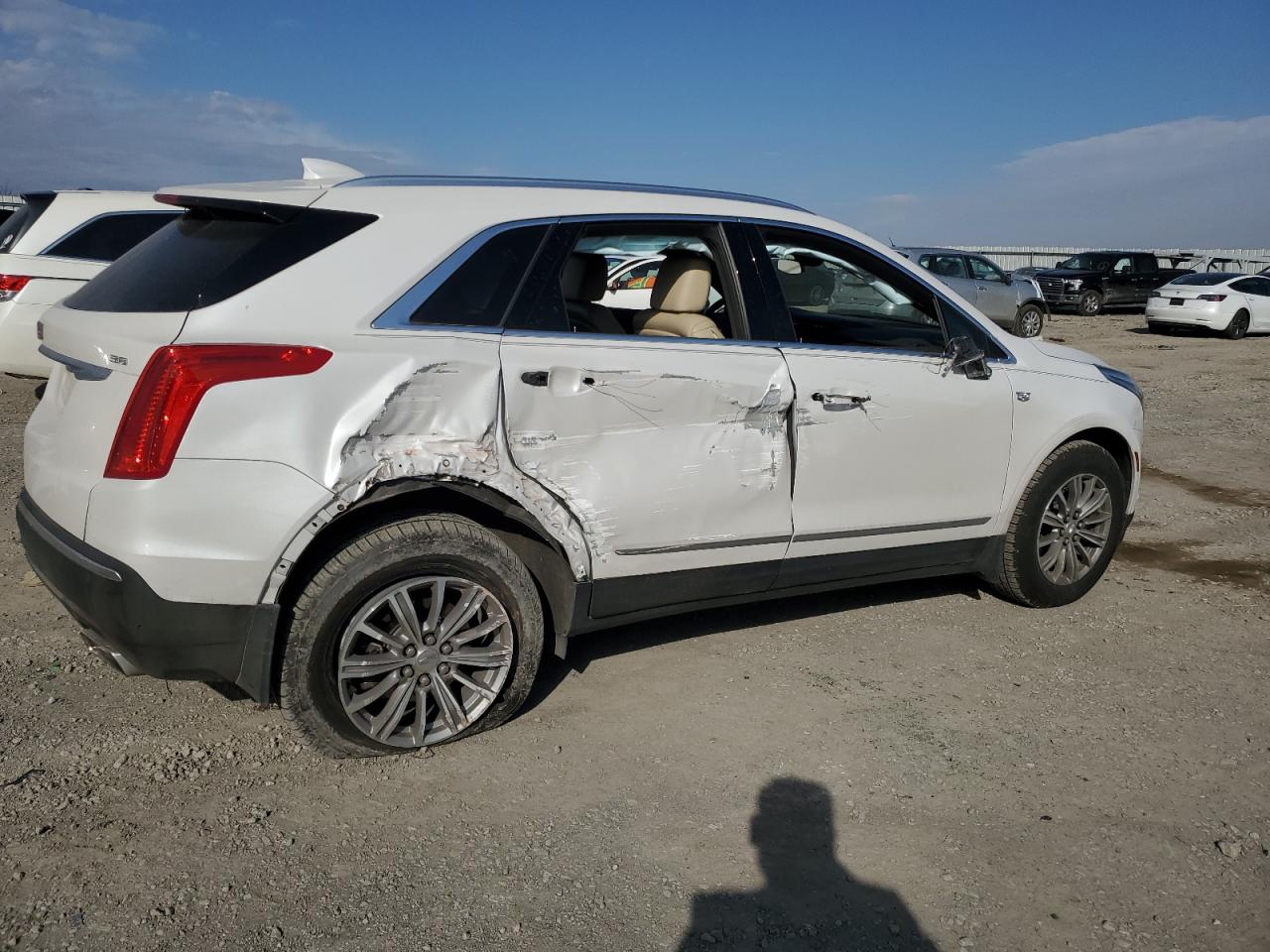 2018 Cadillac XT5 - Image 3