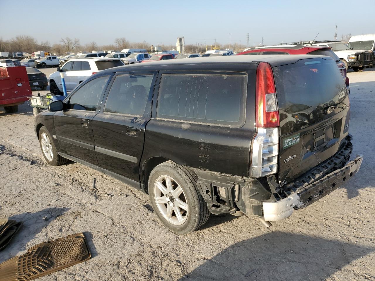 2003 Volvo V70 - Image 2